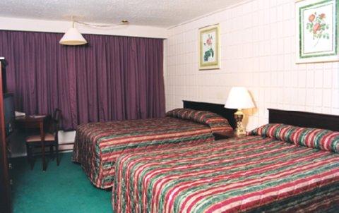 Sandman Inn Макбрайд Экстерьер фото
